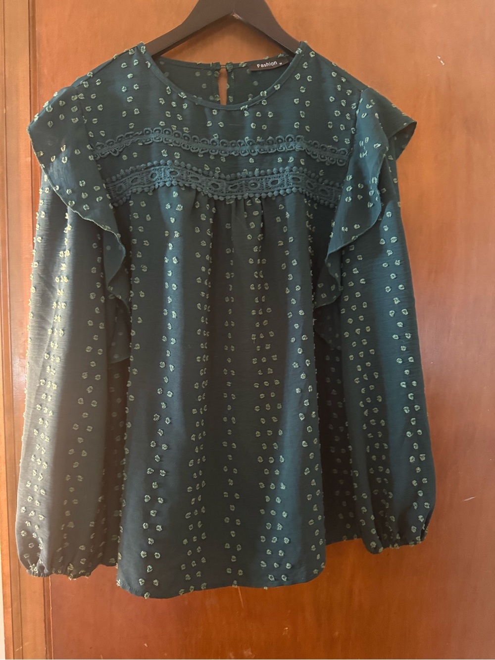 Fashion Green Lace-Yoke Ruffle Sleeve Blouse - Women